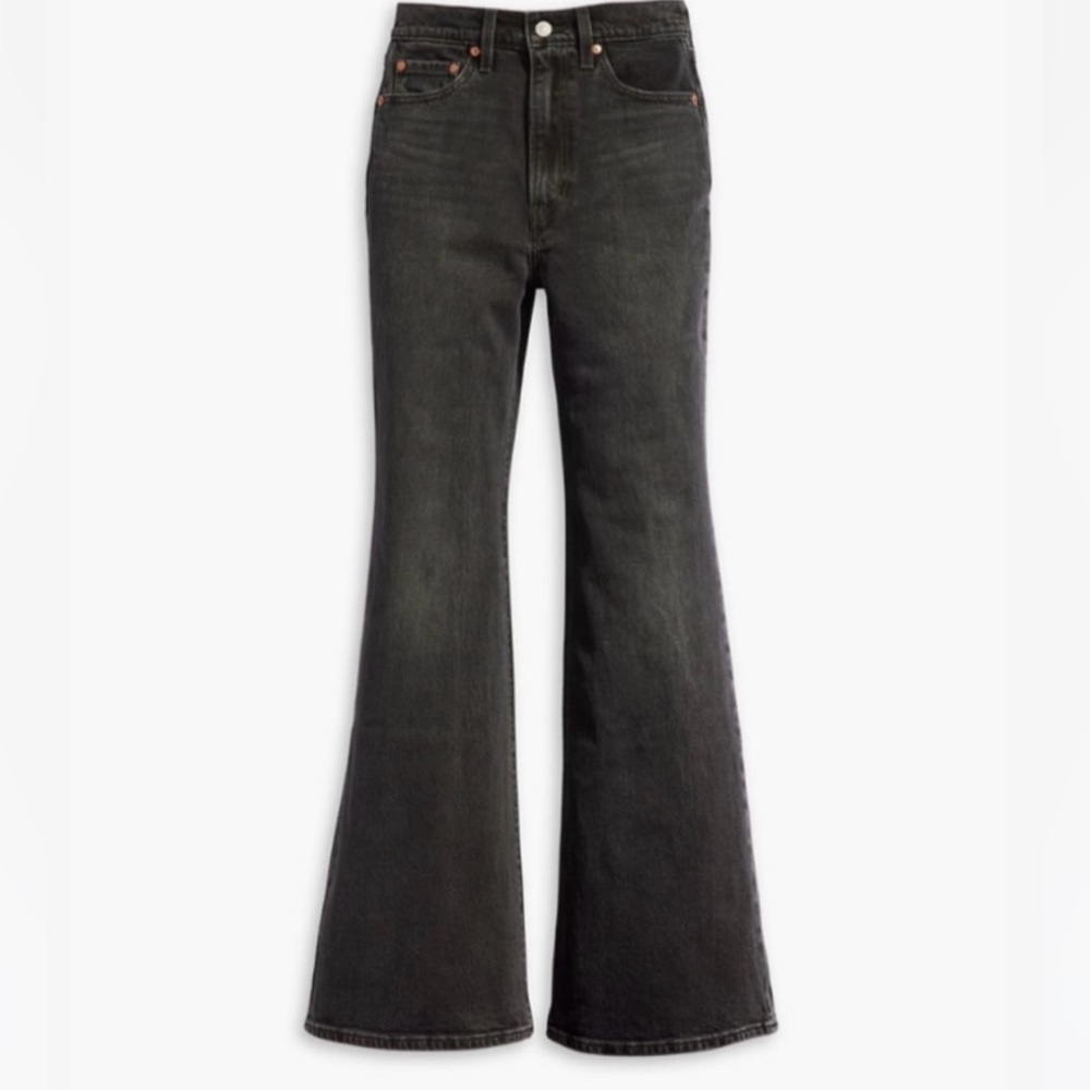 Levi’s Ribcage Bell Jeans 29x30